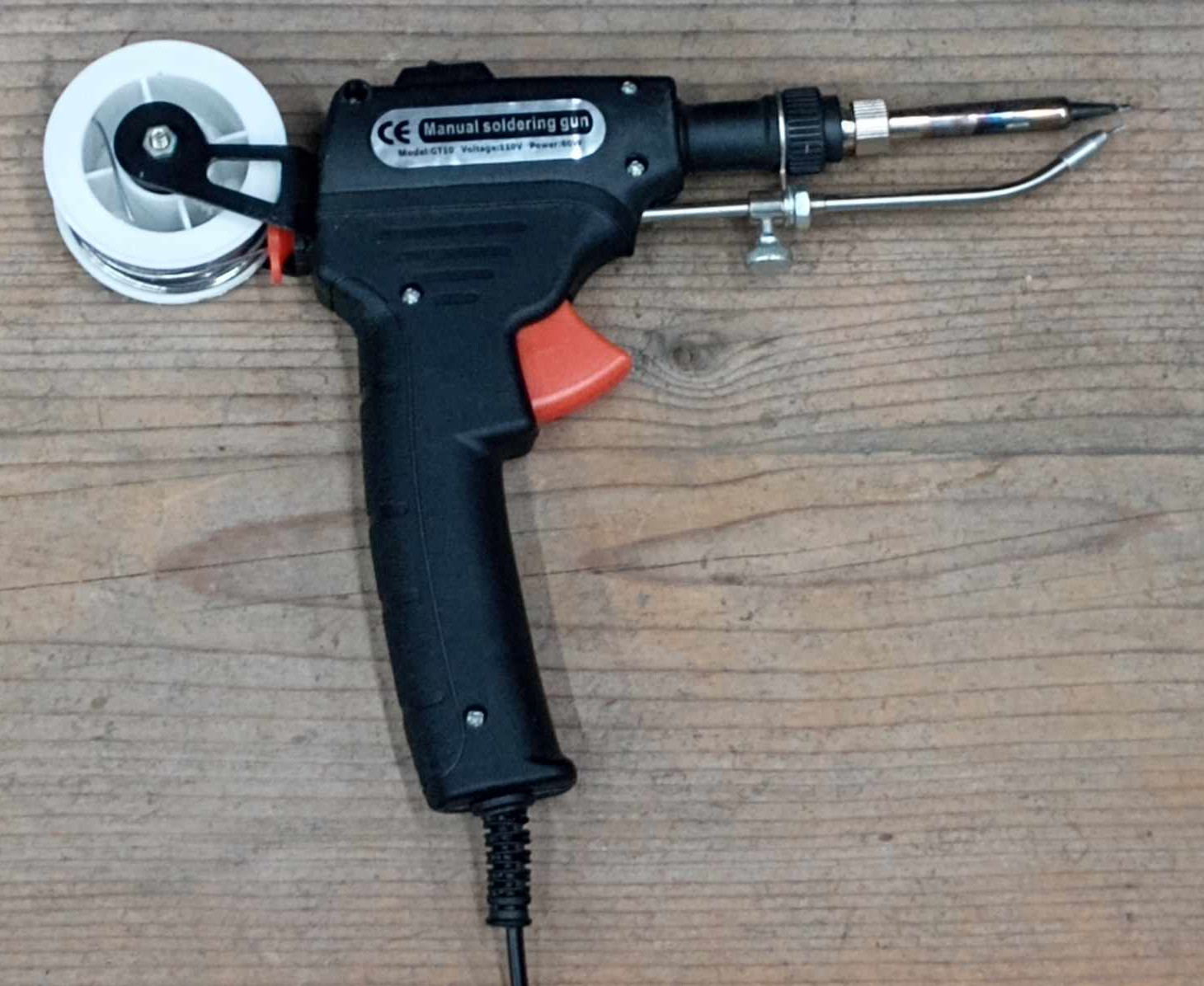 A device that makes Soldering convenient - Self dispensing Solder Gun