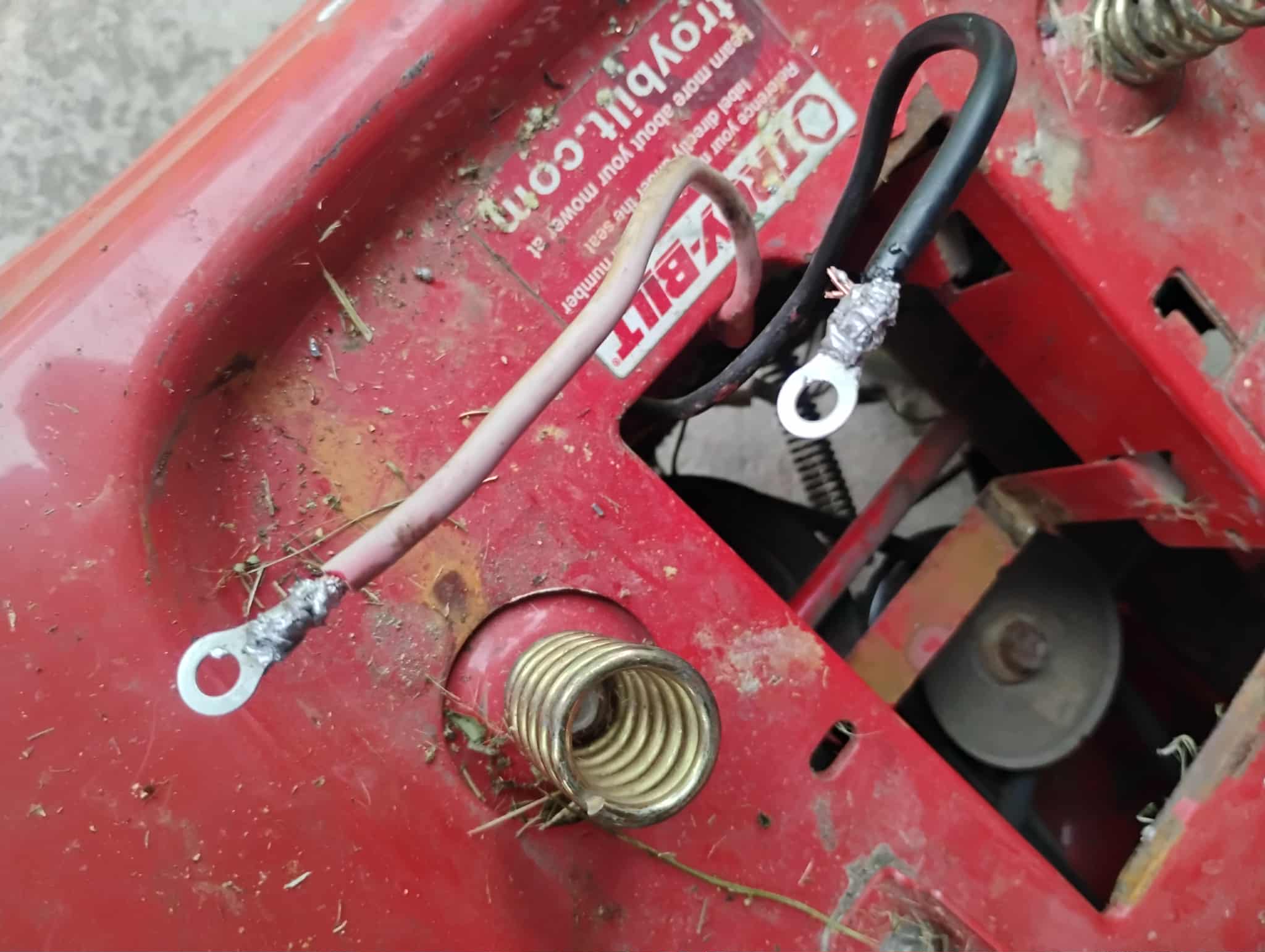 Fixing Battery Terminals by Replacing Parts and Soldering - Riding Lawn Mower